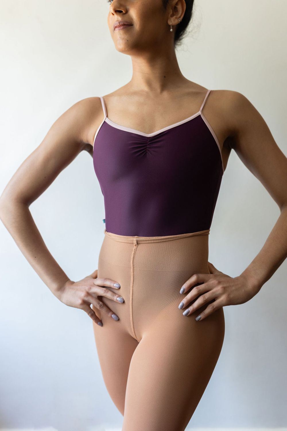 Sustainable Ballet leotard with thin straps camisole Haina vino purple burgundy colour Imperfect Pointes